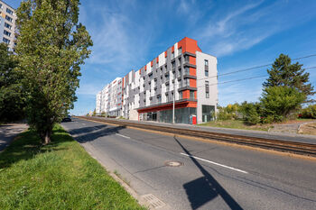 Prodej bytu 3+kk v osobním vlastnictví 90 m², Praha 10 - Hostivař