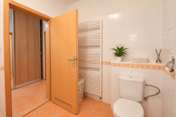 Prodej bytu 1+kk v osobním vlastnictví 35 m², Praha 10 - Strašnice