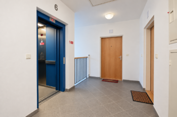 Prodej bytu 1+kk v osobním vlastnictví 35 m², Praha 10 - Strašnice