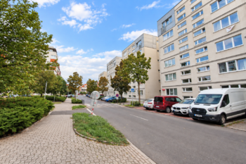 Prodej bytu 1+kk v osobním vlastnictví 35 m², Praha 10 - Strašnice