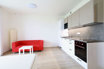 Pronájem bytu 1+kk v osobním vlastnictví 31 m², Praha 5 - Třebonice