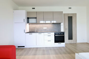 Pronájem bytu 1+kk v osobním vlastnictví 31 m², Praha 5 - Třebonice