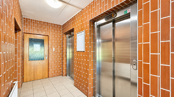 Prodej bytu 2+kk v osobním vlastnictví 50 m², Praha 4 - Kamýk