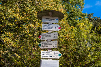 turistické trasy u domu - Prodej bytu 2+1 v osobním vlastnictví 58 m², Děčín