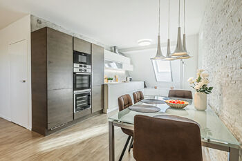 Prodej bytu 4+kk v osobním vlastnictví 123 m², Praha 9 - Kbely