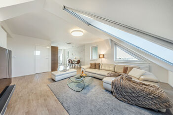 Prodej bytu 4+kk v osobním vlastnictví 123 m², Praha 9 - Kbely