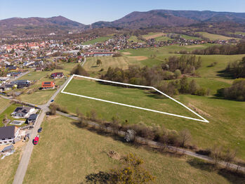 Prodej pozemku 11072 m², Rožnov pod Radhoštěm
