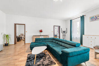 Prodej domu 335 m², Přeštice