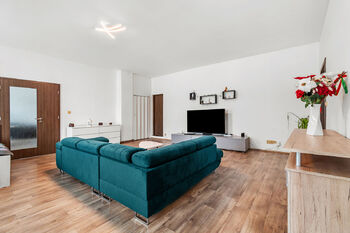 Prodej domu 335 m², Přeštice