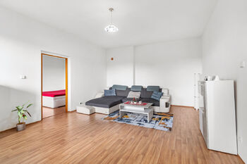 Prodej domu 335 m², Přeštice