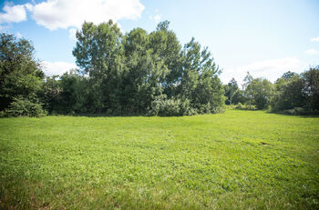 Prodej pozemku 1753 m², Rožmitál pod Třemšínem