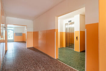 Prodej bytu 3+1 v osobním vlastnictví 78 m², Praha 4 - Chodov