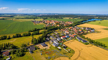 Pronájem pozemku 1443 m², Svaté Pole