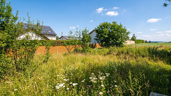 Pronájem pozemku 1443 m², Svaté Pole