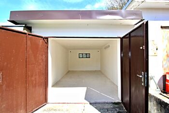 Pronájem garáže 21 m², Loučovice