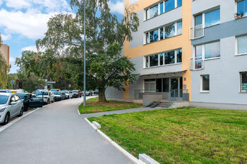 Prodej bytu 3+1 v osobním vlastnictví 74 m², Praha 9 - Střížkov