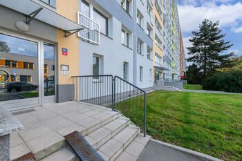 Prodej bytu 3+1 v osobním vlastnictví 74 m², Praha 9 - Střížkov