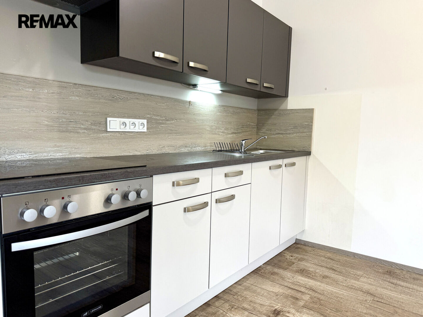 Pronájem bytu 1+1 v osobním vlastnictví 65 m², Ústí nad Labem, Ústí nad Labem – náhled fotky 43