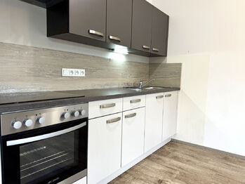 Pronájem bytu 1+kk v osobním vlastnictví 38 m², Praha 6 - Suchdol