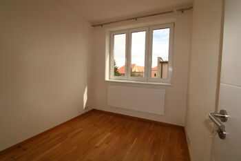 Prodej bytu 4+kk v osobním vlastnictví 72 m², Jeneč