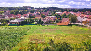 Prodej pozemku 1013 m², Dobřichov