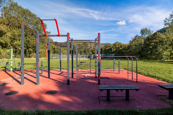 sportovní hřiště - Prodej domu 115 m², Děčín