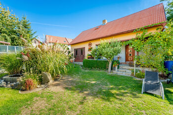 Prodej domu 200 m², Puklice