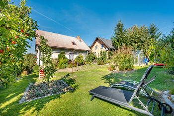 Prodej domu 200 m², Puklice