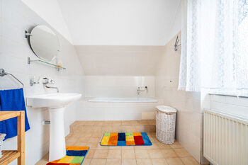 Prodej domu 200 m², Puklice