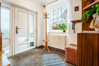 Prodej domu 200 m², Puklice