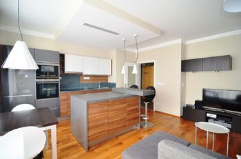 obývací pokoj s kk - Pronájem bytu 2+kk v osobním vlastnictví 68 m², Praha 5 - Jinonice 
