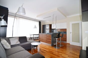 obývací pokoj - Pronájem bytu 2+kk v osobním vlastnictví 68 m², Praha 5 - Jinonice