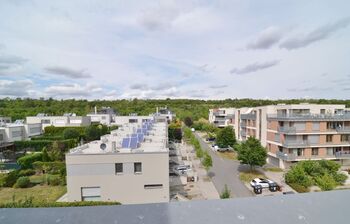 výhled z terasy  - Pronájem bytu 2+kk v osobním vlastnictví 68 m², Praha 5 - Jinonice