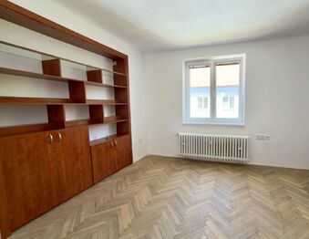 Pronájem bytu 3+1 v osobním vlastnictví 79 m², Praha 9 - Kbely