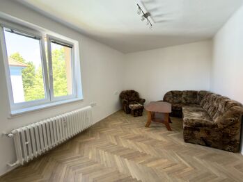 Pronájem bytu 3+1 v osobním vlastnictví 79 m², Praha 9 - Kbely