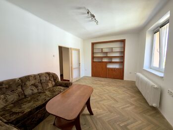 Pronájem bytu 3+1 v osobním vlastnictví 79 m², Praha 9 - Kbely