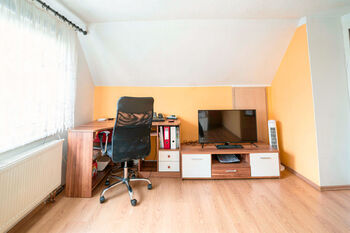 první patro pokoj 2 - Prodej domu 120 m², Rathmannsdorf