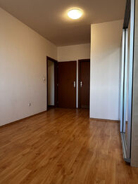 Pronájem bytu 3+kk v osobním vlastnictví 76 m², Rajhrad