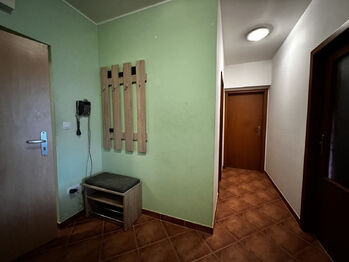 Předsíň - Pronájem bytu 3+kk v osobním vlastnictví 76 m², Rajhrad