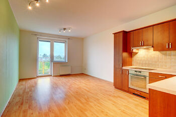 Pronájem bytu 3+kk v osobním vlastnictví 76 m², Rajhrad