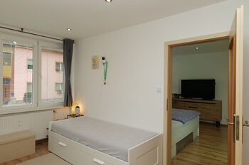Dětský pokoj - Prodej bytu 3+kk v osobním vlastnictví 70 m², Louny