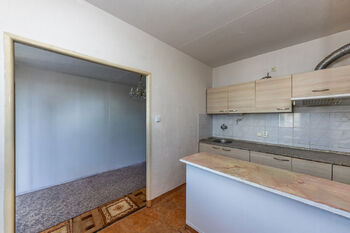 Prodej bytu 3+1 v osobním vlastnictví 74 m², Praha 9 - Prosek