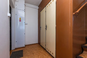 Prodej bytu 3+1 v osobním vlastnictví 74 m², Praha 9 - Prosek