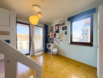 Prodej bytu 6 a více v osobním vlastnictví 194 m², Praha 9 - Hrdlořezy