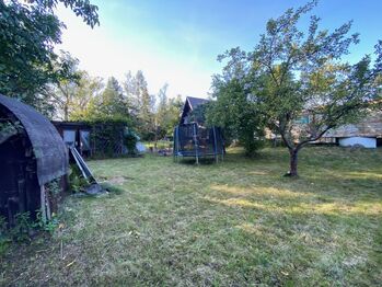 Prodej pozemku 404 m², Strašice