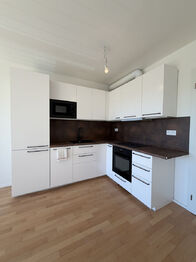 Pronájem bytu 1+kk v osobním vlastnictví 35 m², Praha 10 - Hostivař