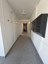 Pronájem bytu 1+kk v osobním vlastnictví 35 m², Praha 10 - Hostivař