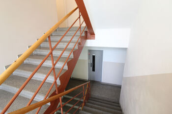 Prodej bytu 1+kk v osobním vlastnictví 27 m², Praha 3 - Žižkov