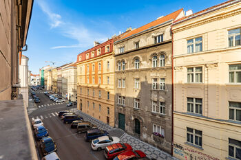 Pronájem bytu 2+1 v osobním vlastnictví 49 m², Praha 5 - Smíchov