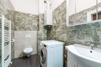 Pronájem bytu 2+1 v osobním vlastnictví 49 m², Praha 5 - Smíchov